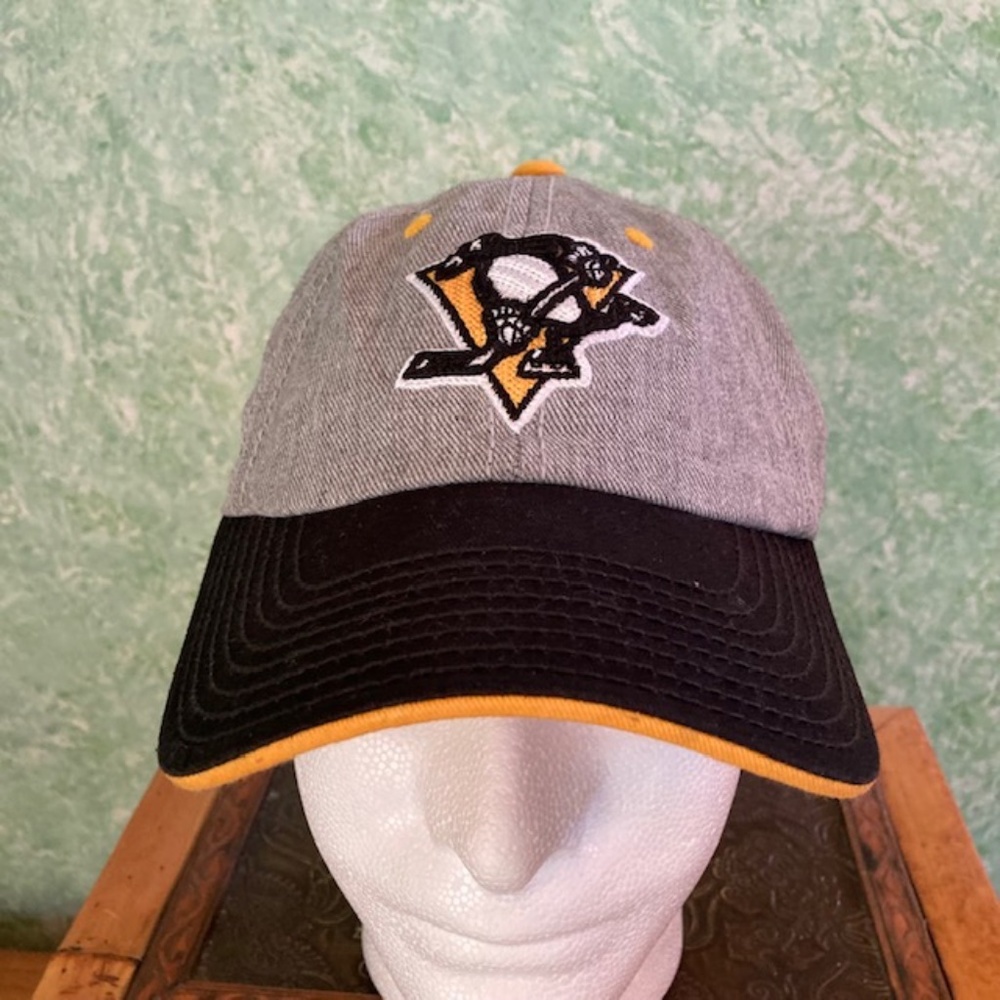LEGACY youth Pittsburgh Penguin ball cap